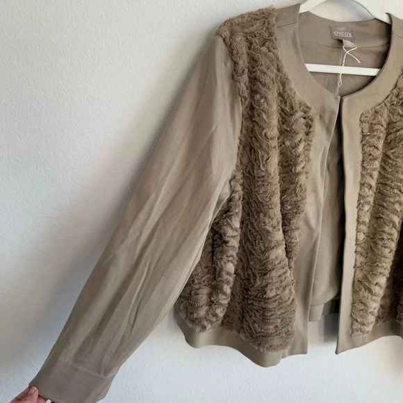Chico’s Women Faux Fur Ponte Taupe Tan Jacket Cardigan Paneled Solid Size 3 NWOT - Picture 7 of 11